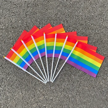 aerxemrbrae Гомосексуальный бисексуальный баннер 100шт ЛГБТ гей прайд Маленький национальный флаг 14*21 см 20*30 см Радужный Ручной флаг